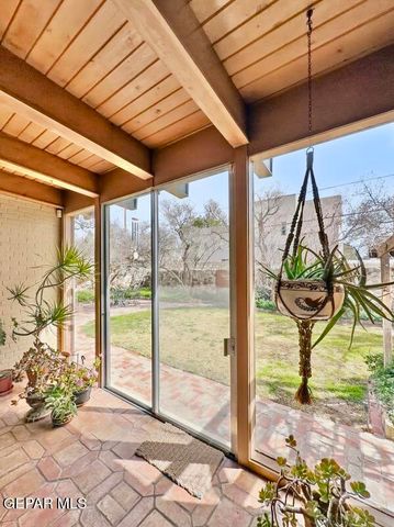 520 BLACKER Avenue, El Paso, TX 79902