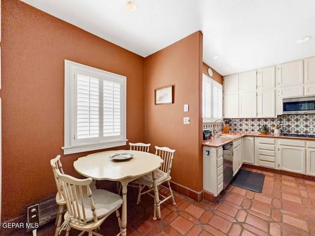 520 BLACKER Avenue, El Paso, TX 79902