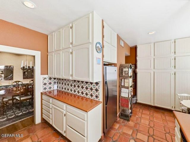 520 BLACKER Avenue, El Paso, TX 79902