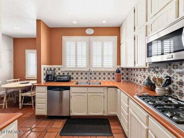 520 BLACKER Avenue, El Paso, TX 79902