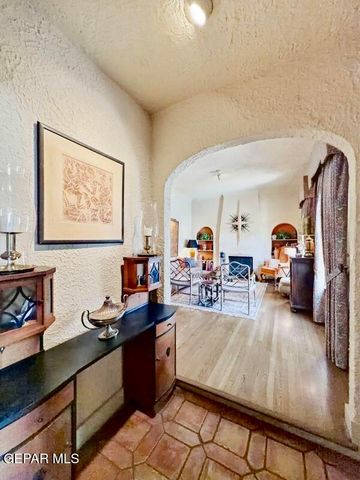 520 BLACKER Avenue, El Paso, TX 79902