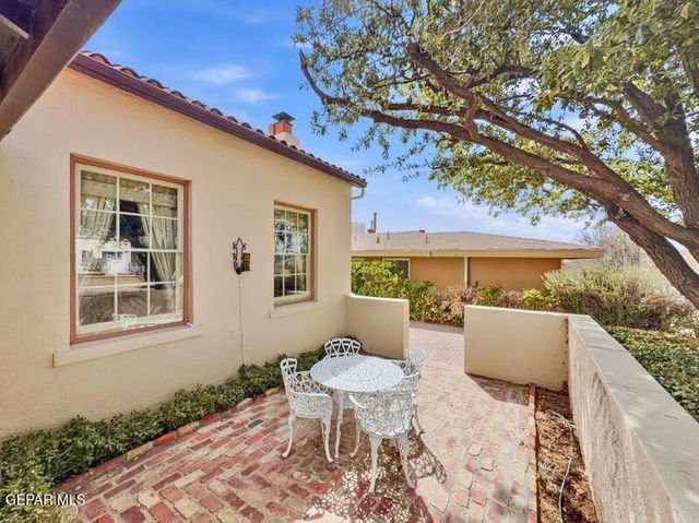 520 BLACKER Avenue, El Paso, TX 79902