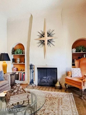 520 BLACKER Avenue, El Paso, TX 79902