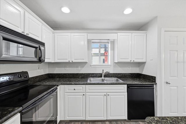 5202 HAMPTON BEACH PLACE 5202, Tampa, FL 33609