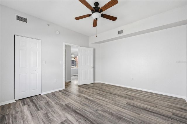 5202 HAMPTON BEACH PLACE 5202, Tampa, FL 33609