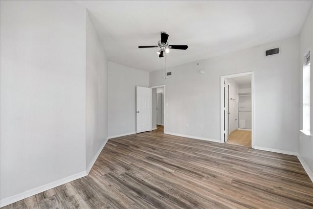 5202 HAMPTON BEACH PLACE 5202, Tampa, FL 33609