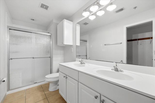 5202 HAMPTON BEACH PLACE 5202, Tampa, FL 33609