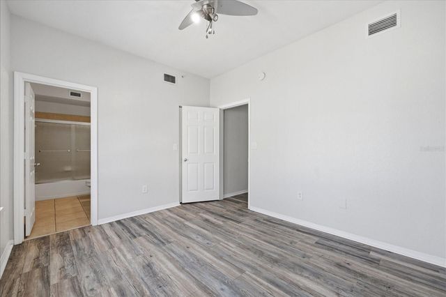 5202 HAMPTON BEACH PLACE 5202, Tampa, FL 33609