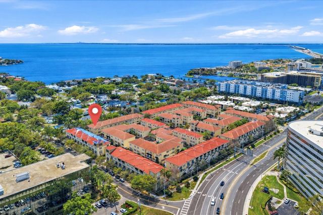 5202 HAMPTON BEACH PLACE 5202, Tampa, FL 33609