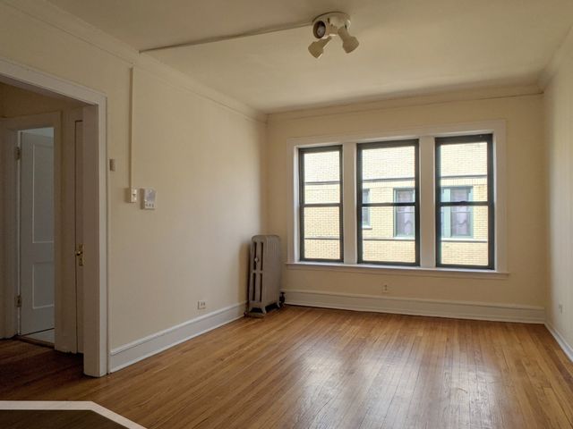 2332 N Spaulding Avenue 1A, Chicago, IL 60647