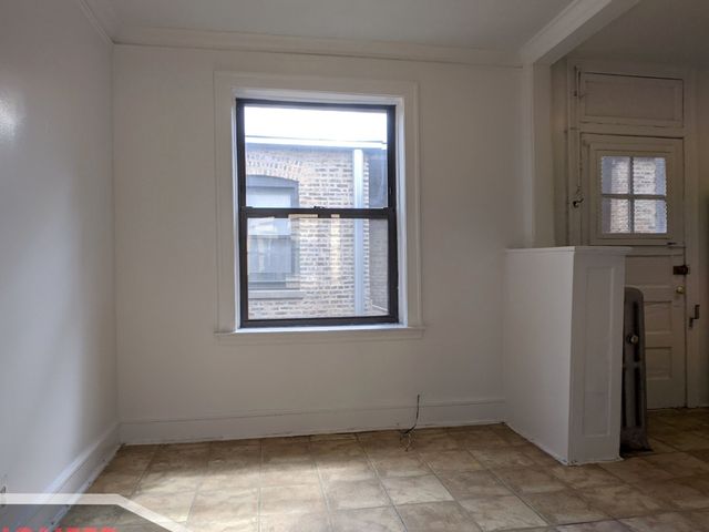 2332 N Spaulding Avenue 1A, Chicago, IL 60647