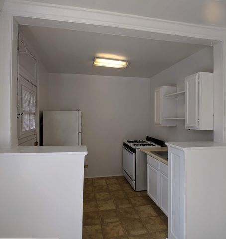 2332 N Spaulding Avenue 1A, Chicago, IL 60647