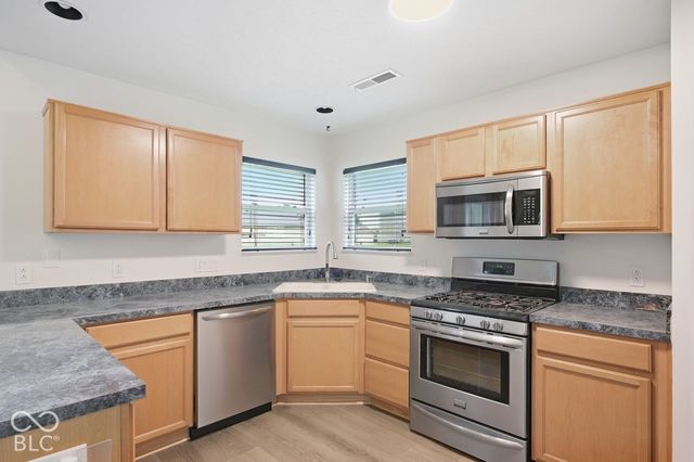 7622 Sergi Canyon Drive, Indianapolis, IN 46217