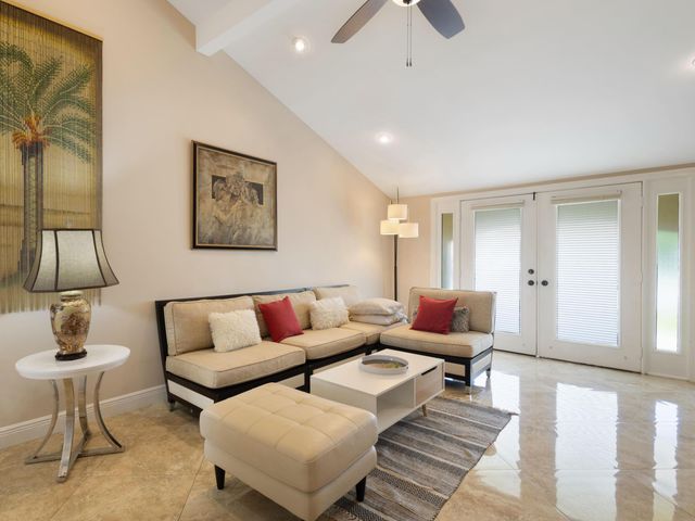 832 Green Street 1, West Palm Beach, FL 33405