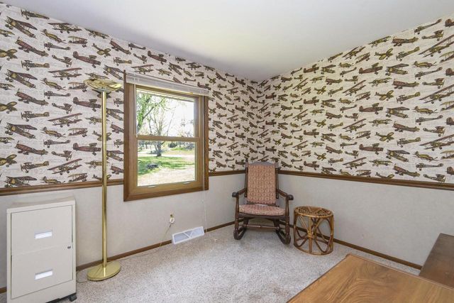 1438 Heather CIRCLE, Hubertus, WI 53033