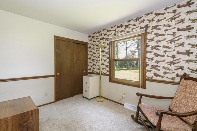 1438 Heather CIRCLE, Hubertus, WI 53033