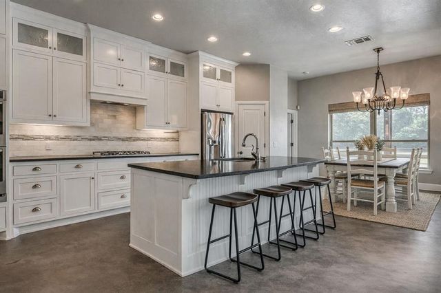 5021 SE 12th Avenue, Washington, OK 73093