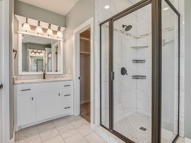 5021 SE 12th Avenue, Washington, OK 73093