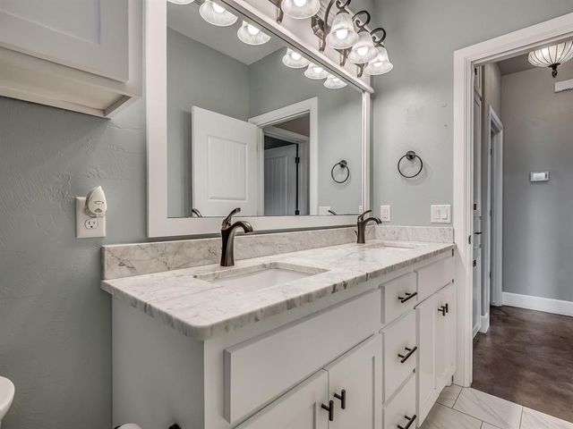 5021 SE 12th Avenue, Washington, OK 73093