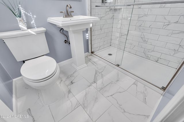 109 Woodridge Avenue, Toms River, NJ 08755