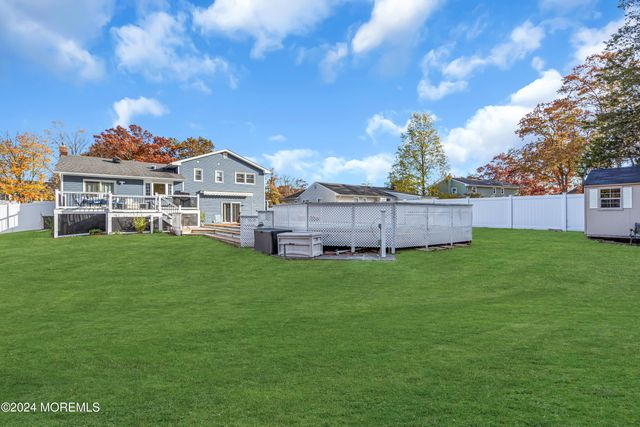 109 Woodridge Avenue, Toms River, NJ 08755