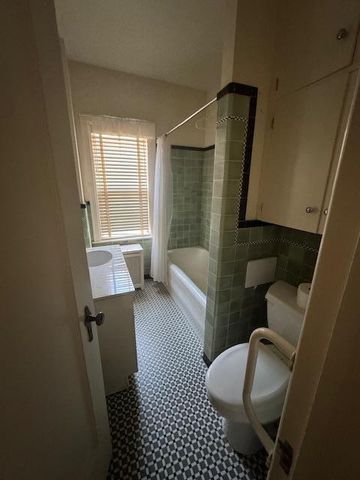 2615 Park Avenue 519, Minneapolis, MN 55407