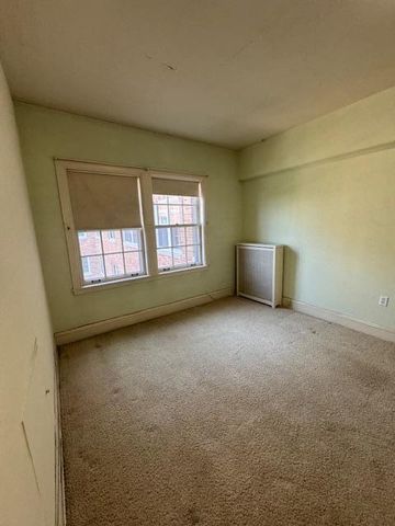 2615 Park Avenue 519, Minneapolis, MN 55407