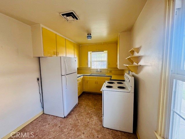 1320 W 21st, Merced, CA 95340