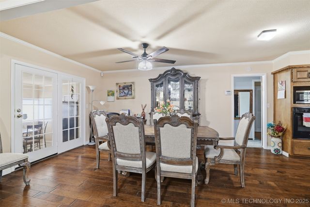 1000 SE 3rd, Antlers, OK 74523