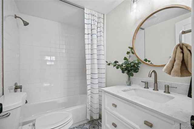 5062 Fillmore Street 140, Denver, CO 80216