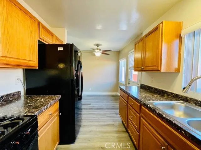 2536 Orange Avenue E, Costa Mesa, CA 92627