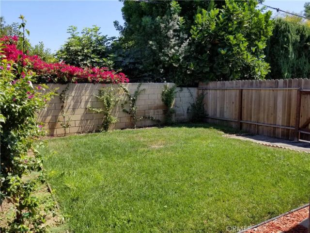 2536 Orange Avenue E, Costa Mesa, CA 92627