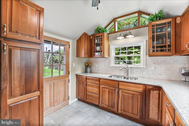 1439 MIDDLETOWN RD, Glen Mills, PA 19342