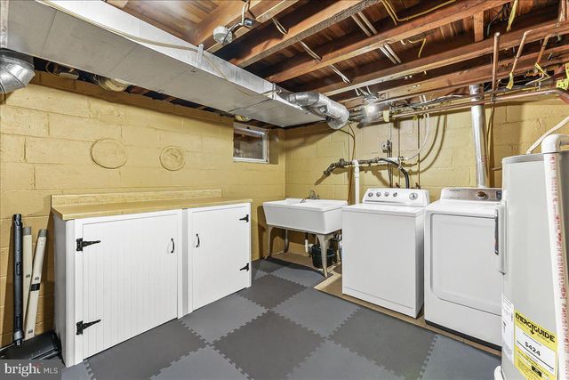 1439 MIDDLETOWN RD, Glen Mills, PA 19342