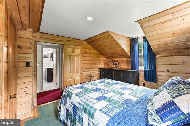 1439 MIDDLETOWN RD, Glen Mills, PA 19342