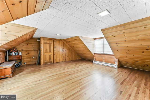 1439 MIDDLETOWN RD, Glen Mills, PA 19342