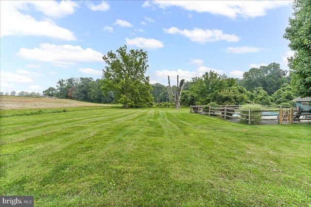 1439 MIDDLETOWN RD, Glen Mills, PA 19342