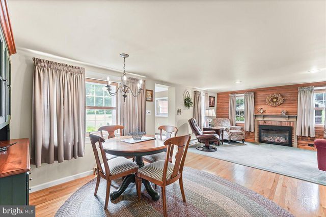 1439 MIDDLETOWN RD, Glen Mills, PA 19342