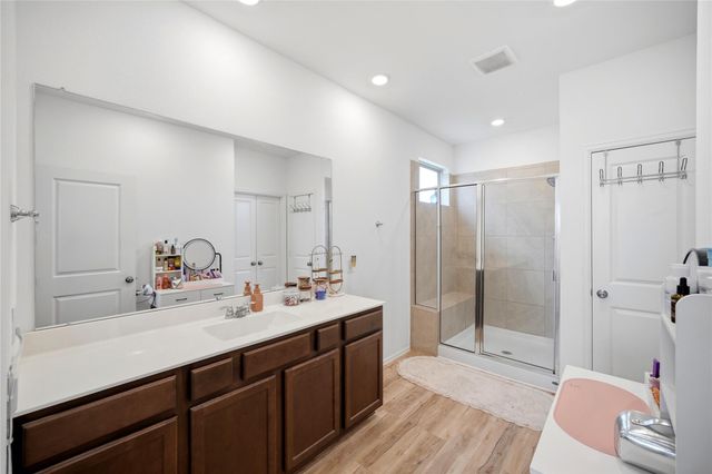 5231 Pine Pass Drive, Rosenberg, TX 77469
