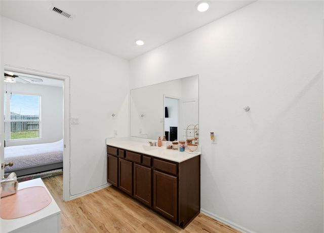 5231 Pine Pass Drive, Rosenberg, TX 77469