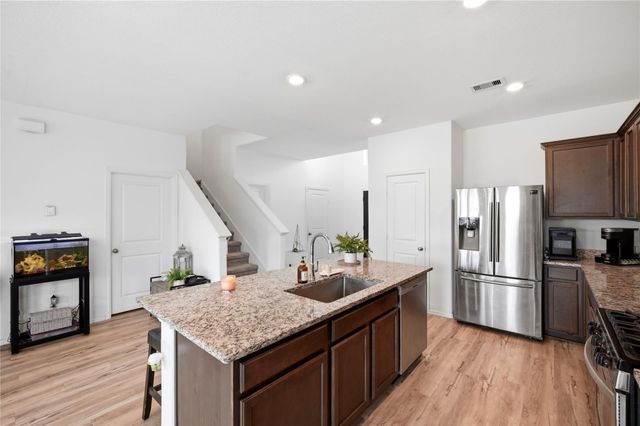 5231 Pine Pass Drive, Rosenberg, TX 77469