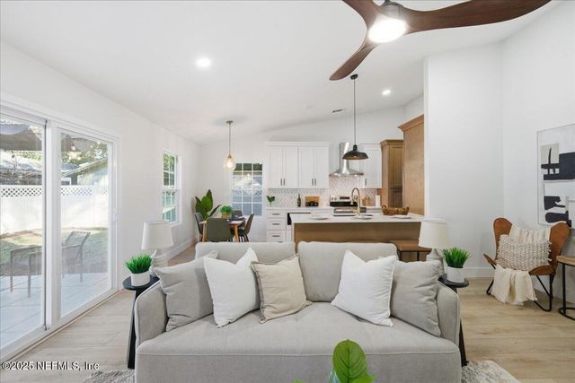 3295 TINYA Court, Jacksonville, FL 32226