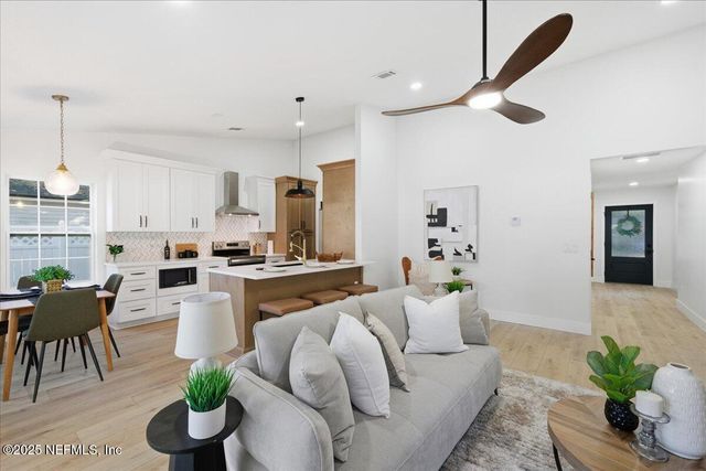 3295 TINYA Court, Jacksonville, FL 32226