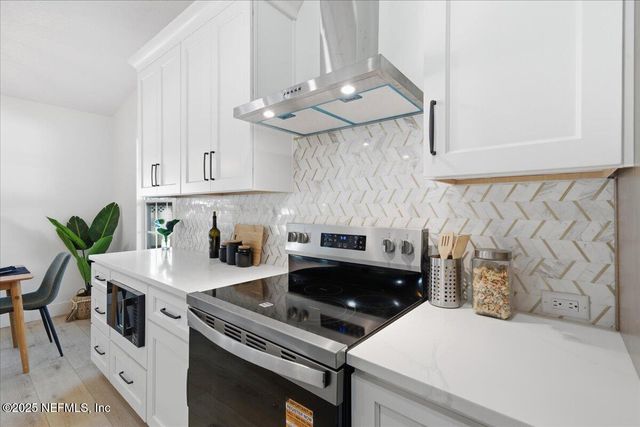 3295 TINYA Court, Jacksonville, FL 32226