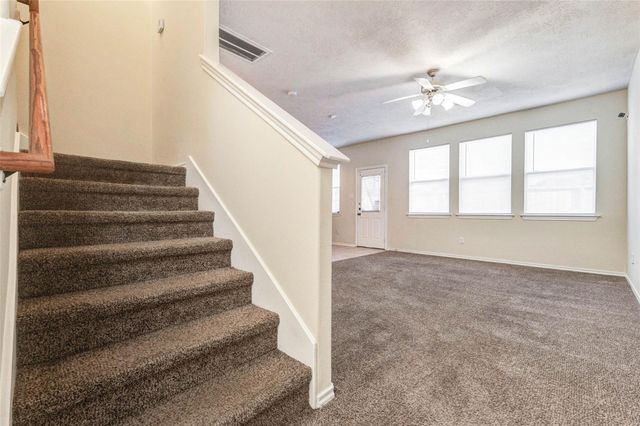 13106 Peppergate Lane, Houston, TX 77044