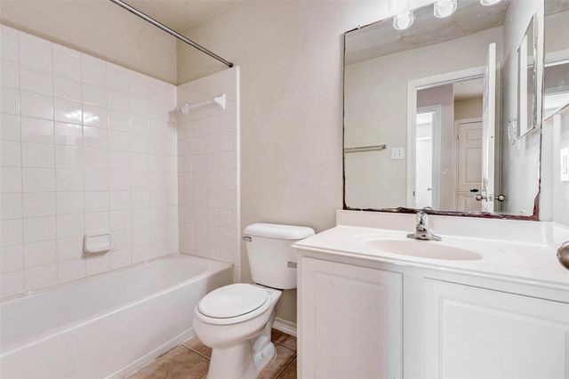 13106 Peppergate Lane, Houston, TX 77044