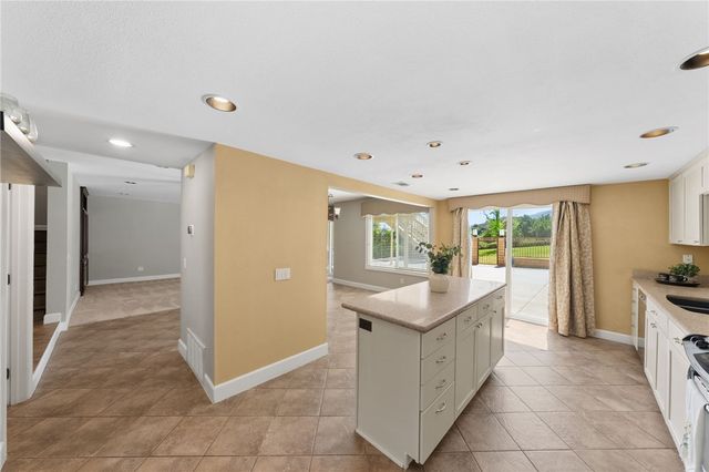 2653 Condor, Corona, CA 92882