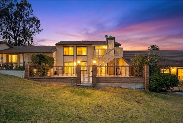 2653 Condor, Corona, CA 92882