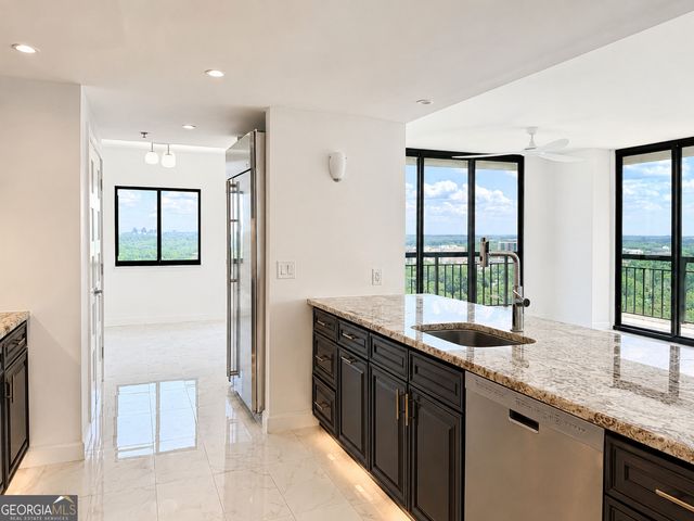 3481 Lakeside Drive NE APT P201, Atlanta, GA 30326