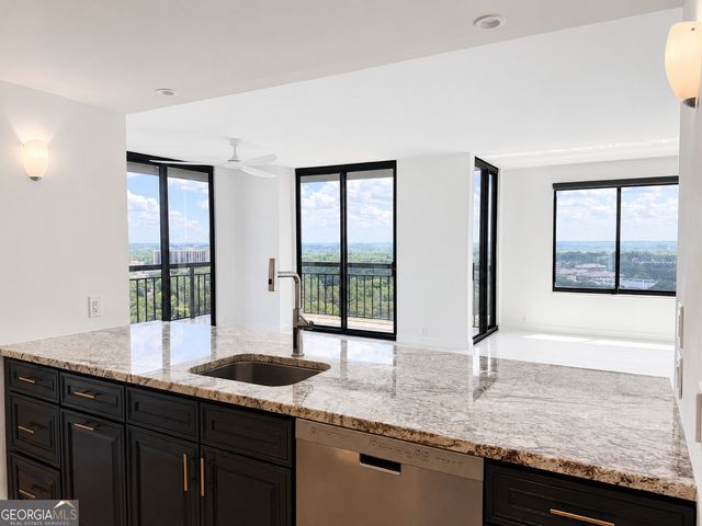 3481 Lakeside Drive NE APT P201, Atlanta, GA 30326